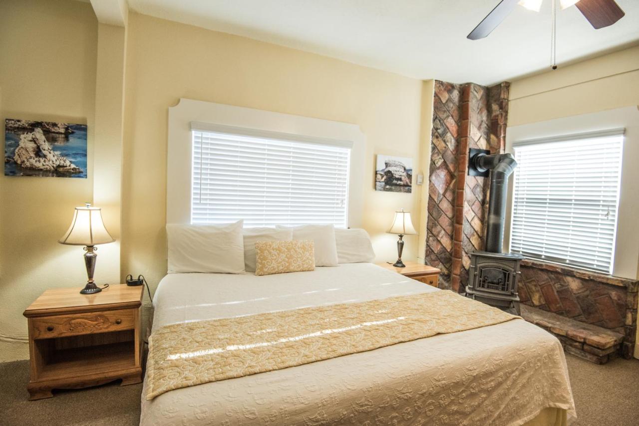  | Pismo Beach Hotel