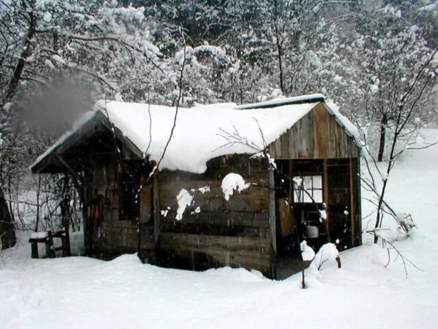 | Mountain Valley Retreat