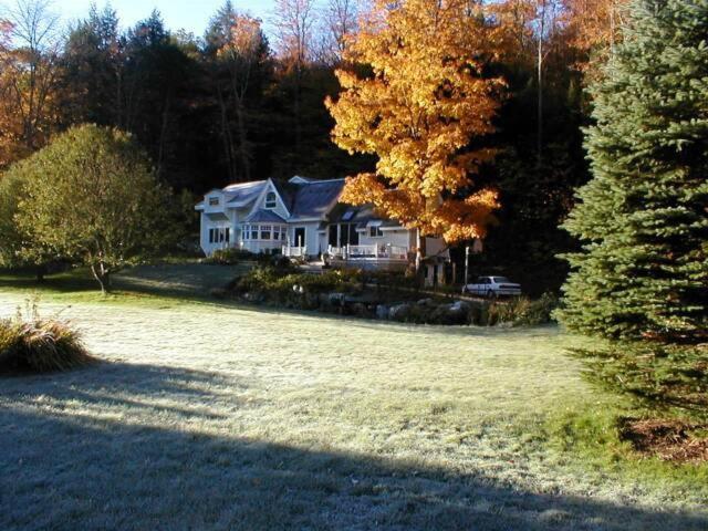 | Mountain Valley Retreat