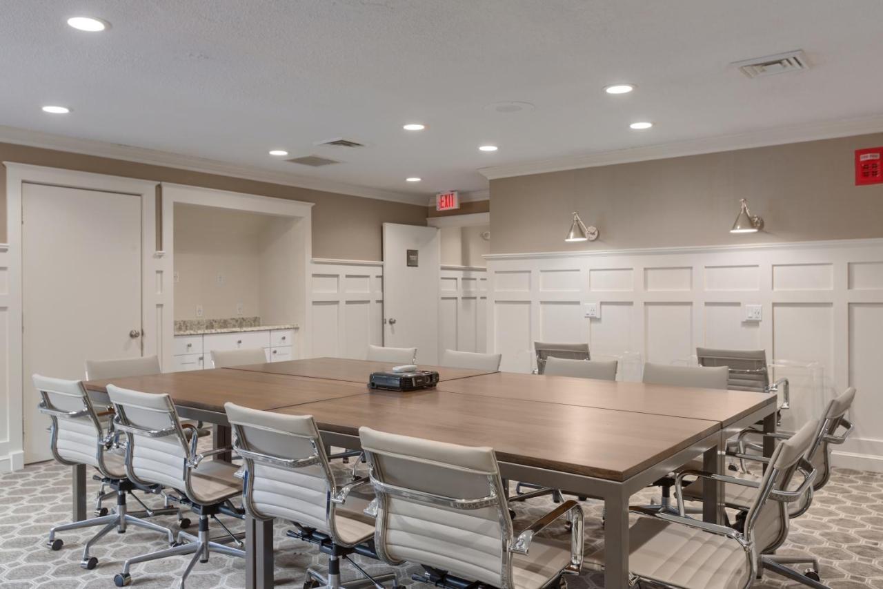 | Residences at Daniel Webster
