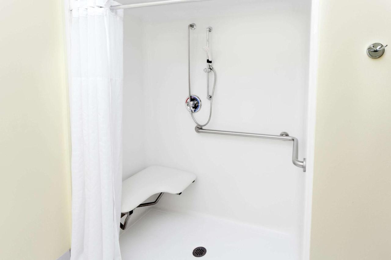 King Studio Suite - Mobility Access/Non-Smoking at Baymont by Wyndham Fort Wayne