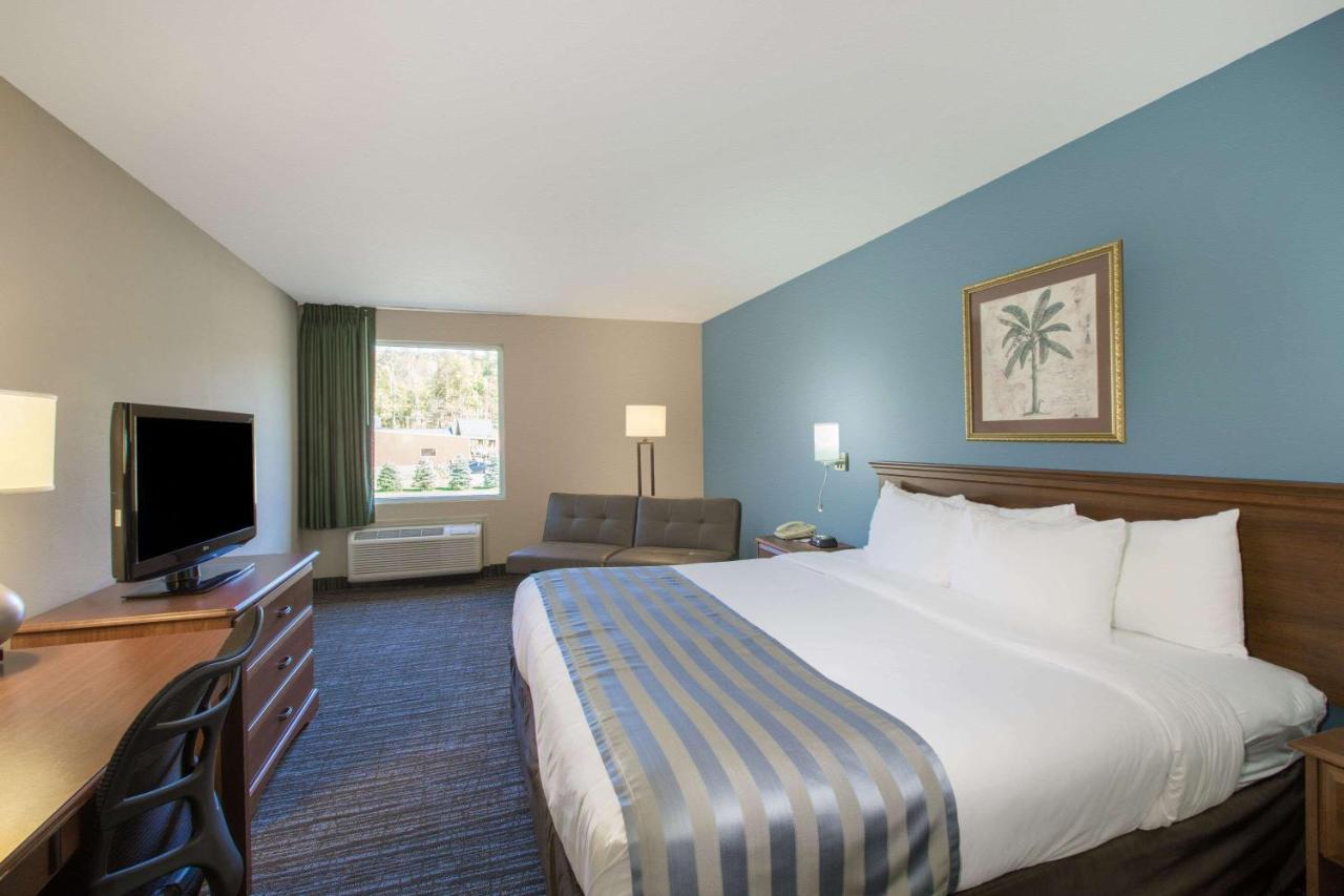 | Baymont by Wyndham Bartonsville Poconos