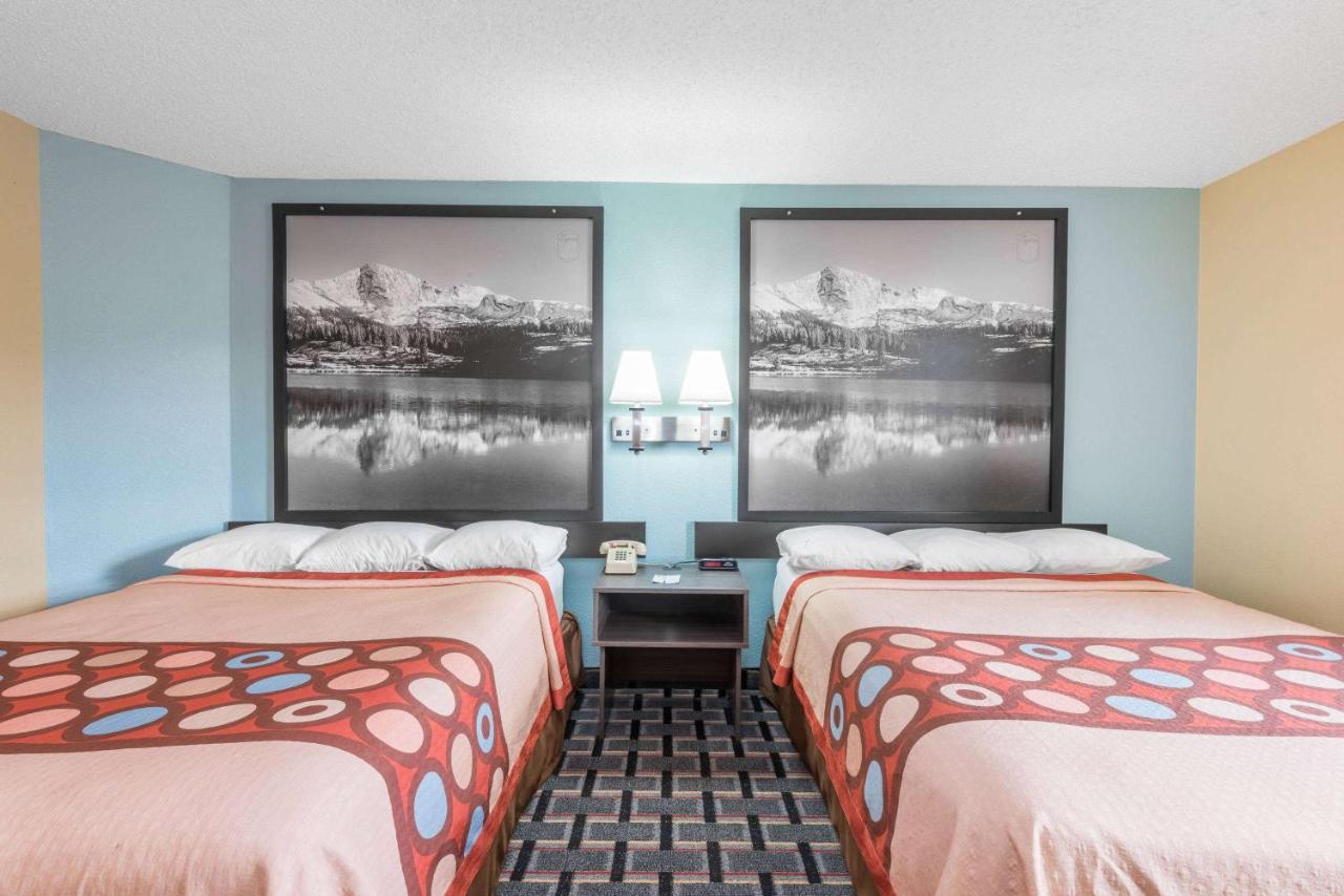  | Super 8 by Wyndham Henderson North East Denver