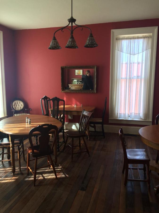 | Main Street Bed & Breakfast