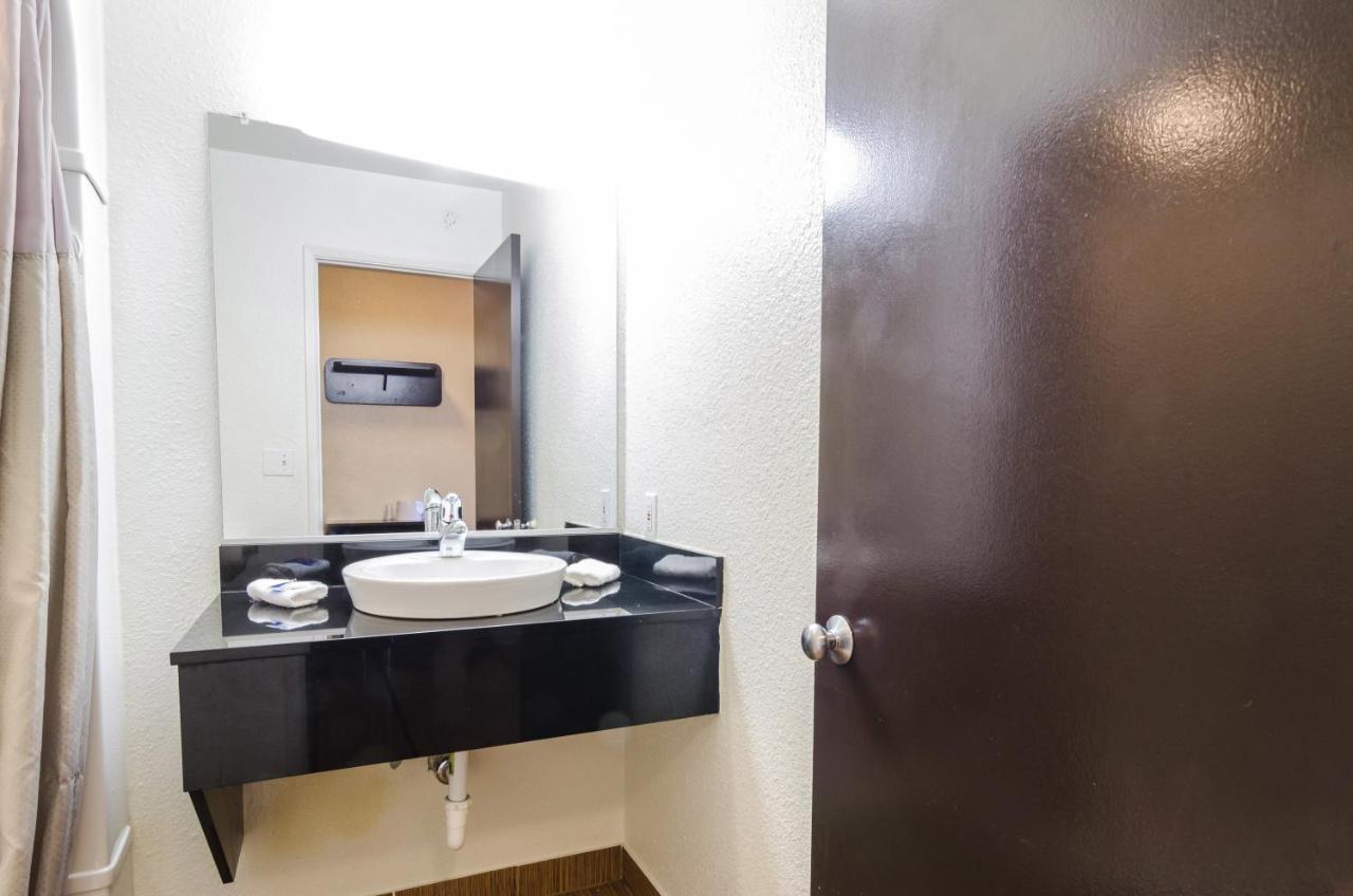 | Motel 6-Seattle, WA - Sea-Tac Airport South