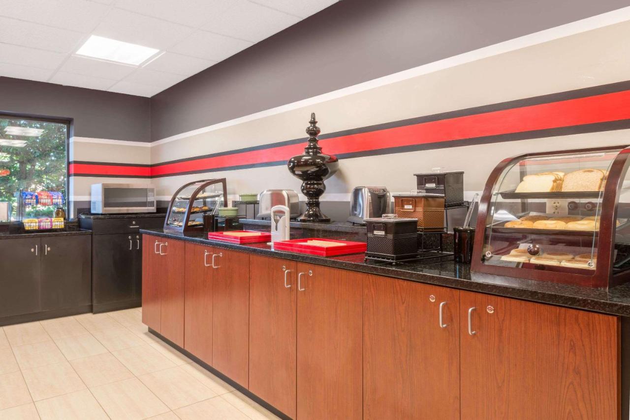| Ramada Hotel Ashland-Catlettsburg