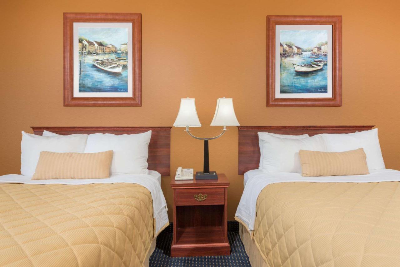 | Ramada Hotel Ashland-Catlettsburg