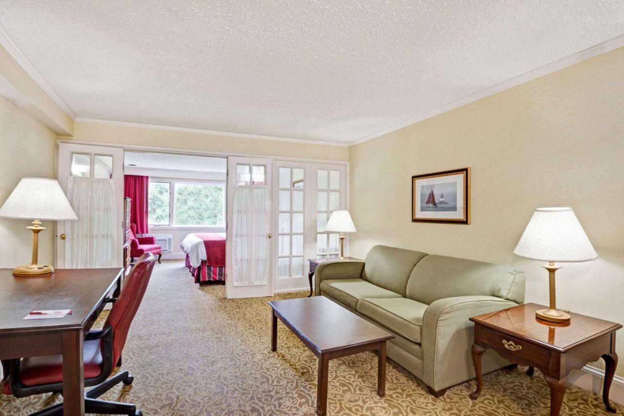 | Ramada by Wyndham Seekonk Providence Area