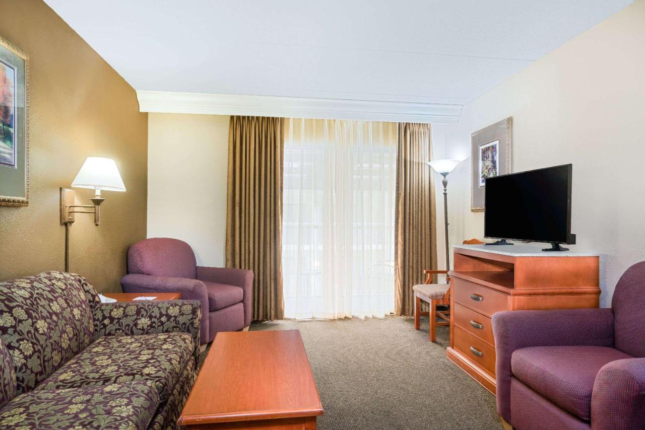 Deluxe King Suite - Non-Smoking at Ramada Hotel & Conference Center by Wyndham Plymouth