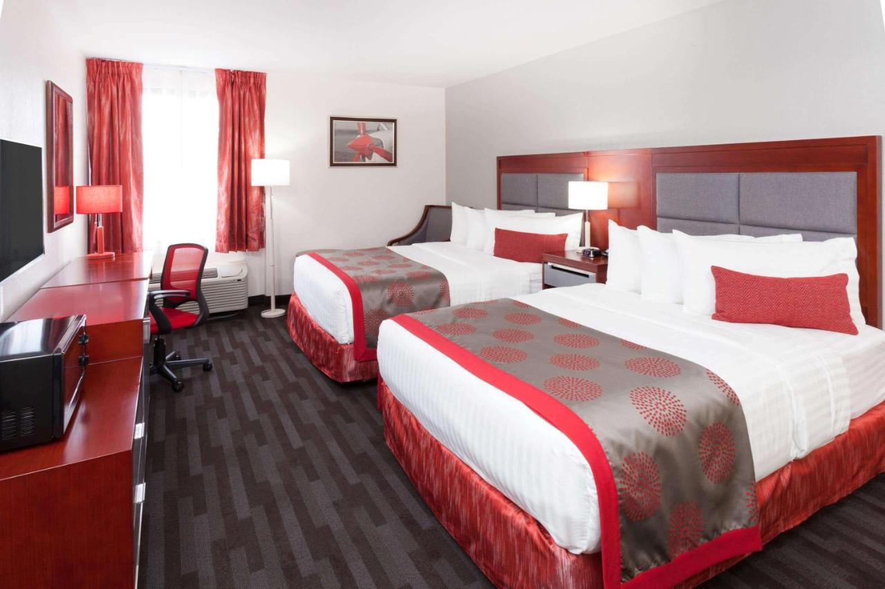 Double Room with Two Double Beds - Non-Smoking at Ramada Plaza by Wyndham Chicago North Shore