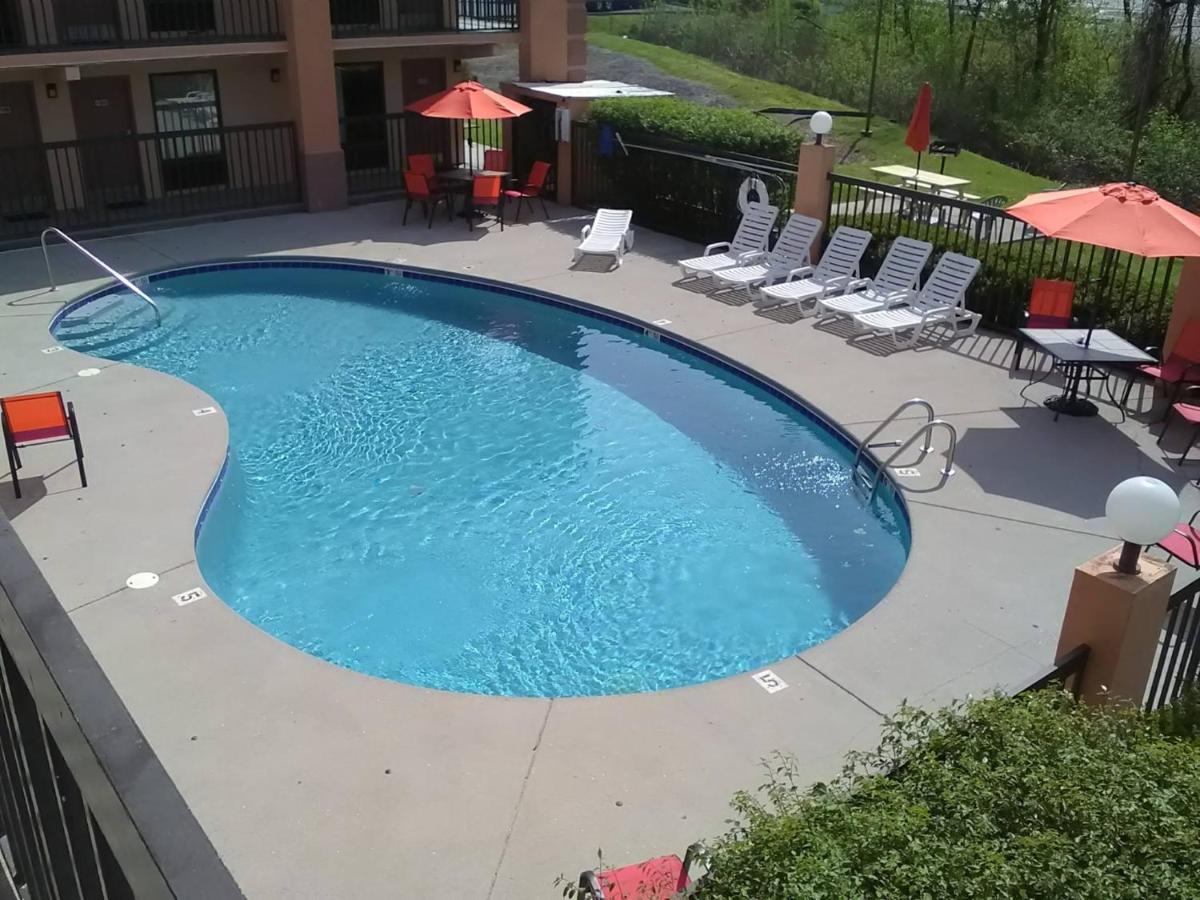  | Super 8 by Wyndham Knoxville West/Farragut