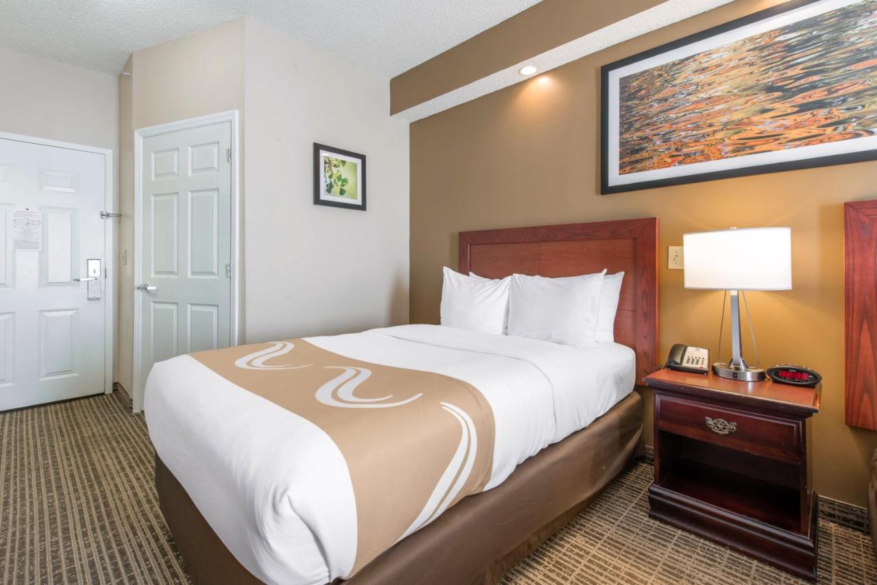 King Room - Accessible/Non-Smoking at Quality Inn Palm Bay - Melbourne I-95