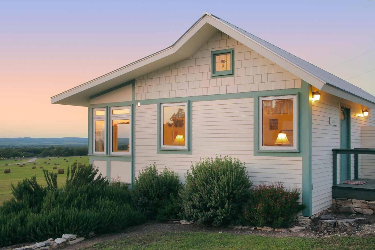 | Rose Hill Retreat AAA Four Diamond Inn