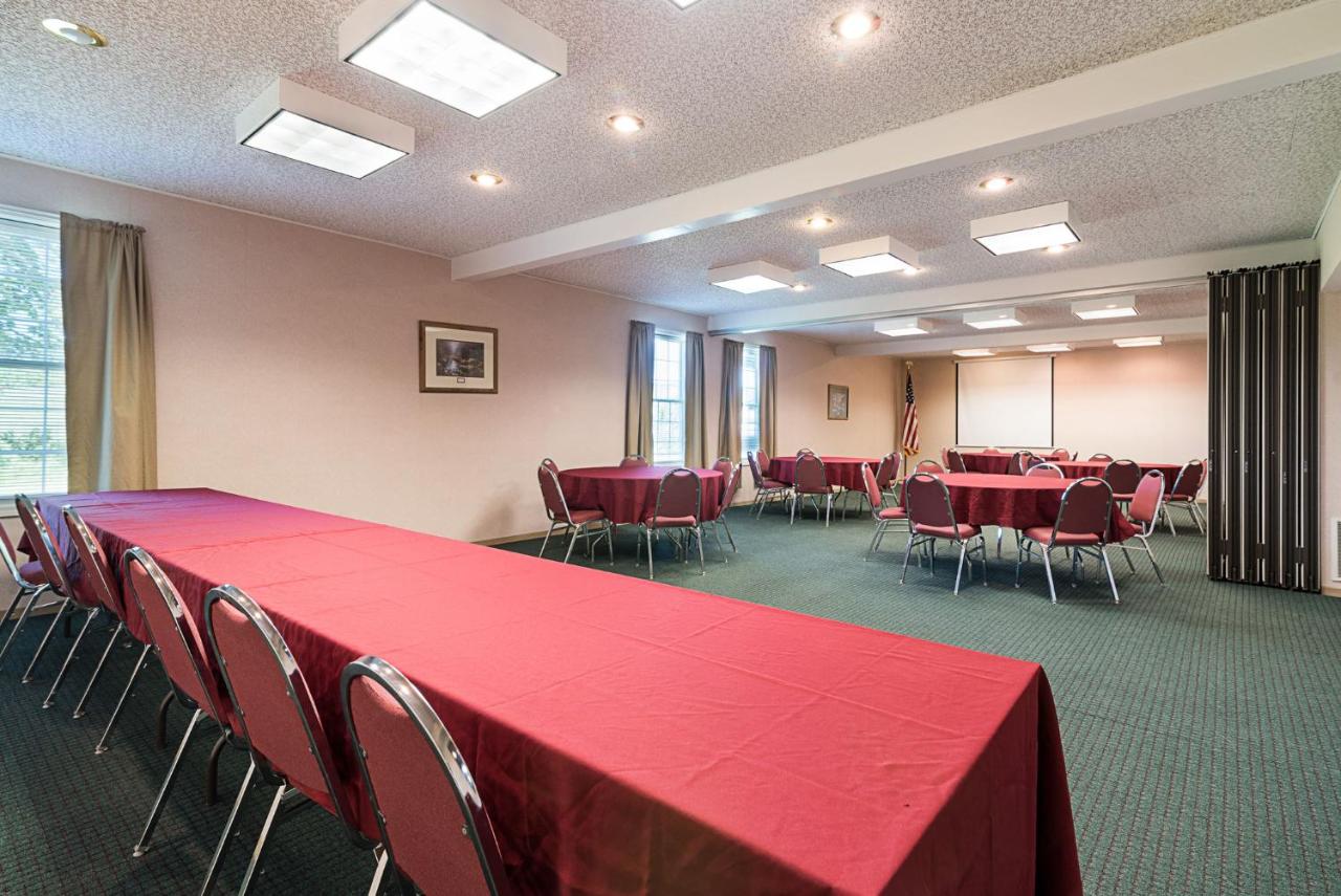  | Quality Inn & Suites Schoharie near Howe Caverns