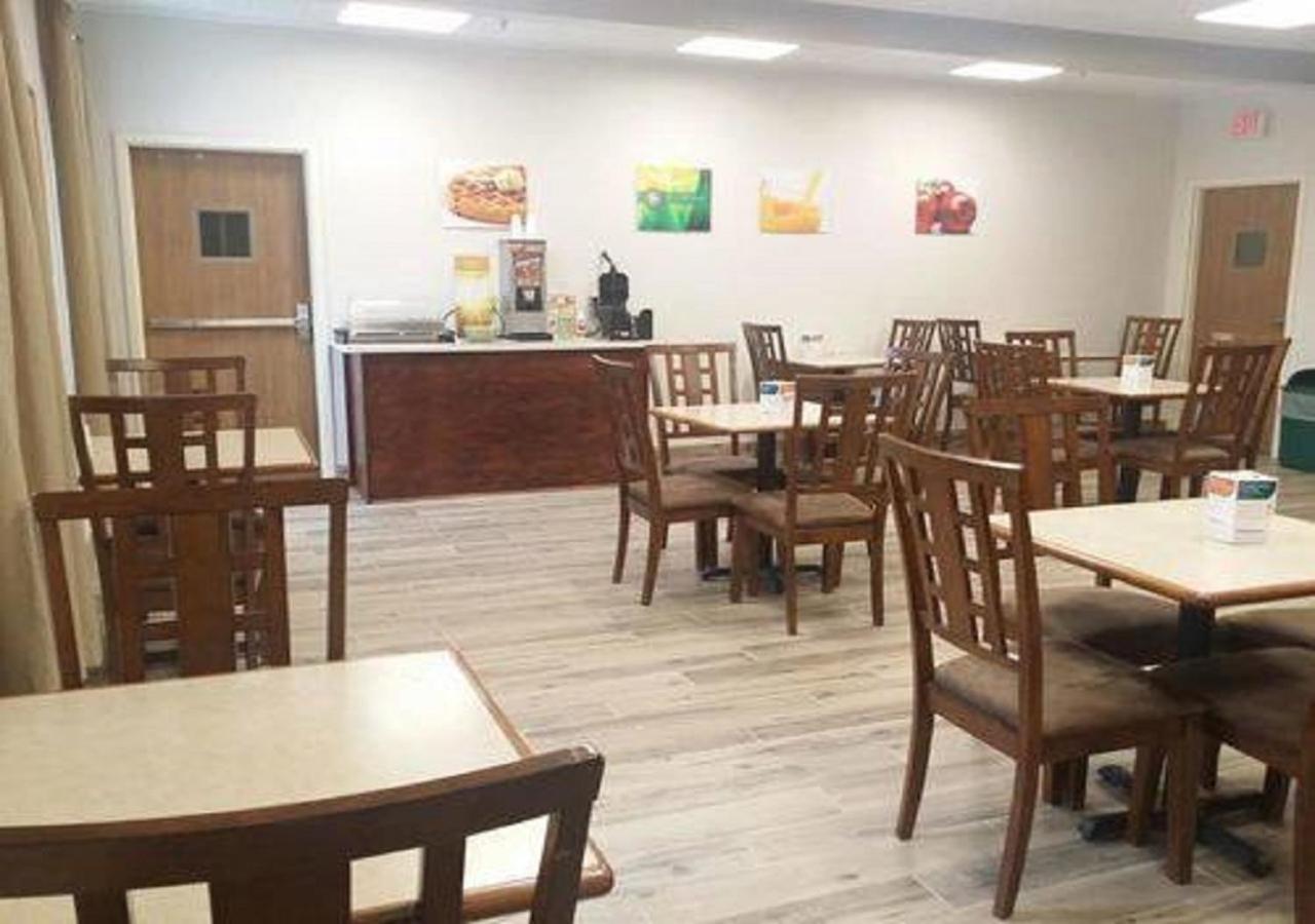 | Quality Inn & Suites Schoharie near Howe Caverns