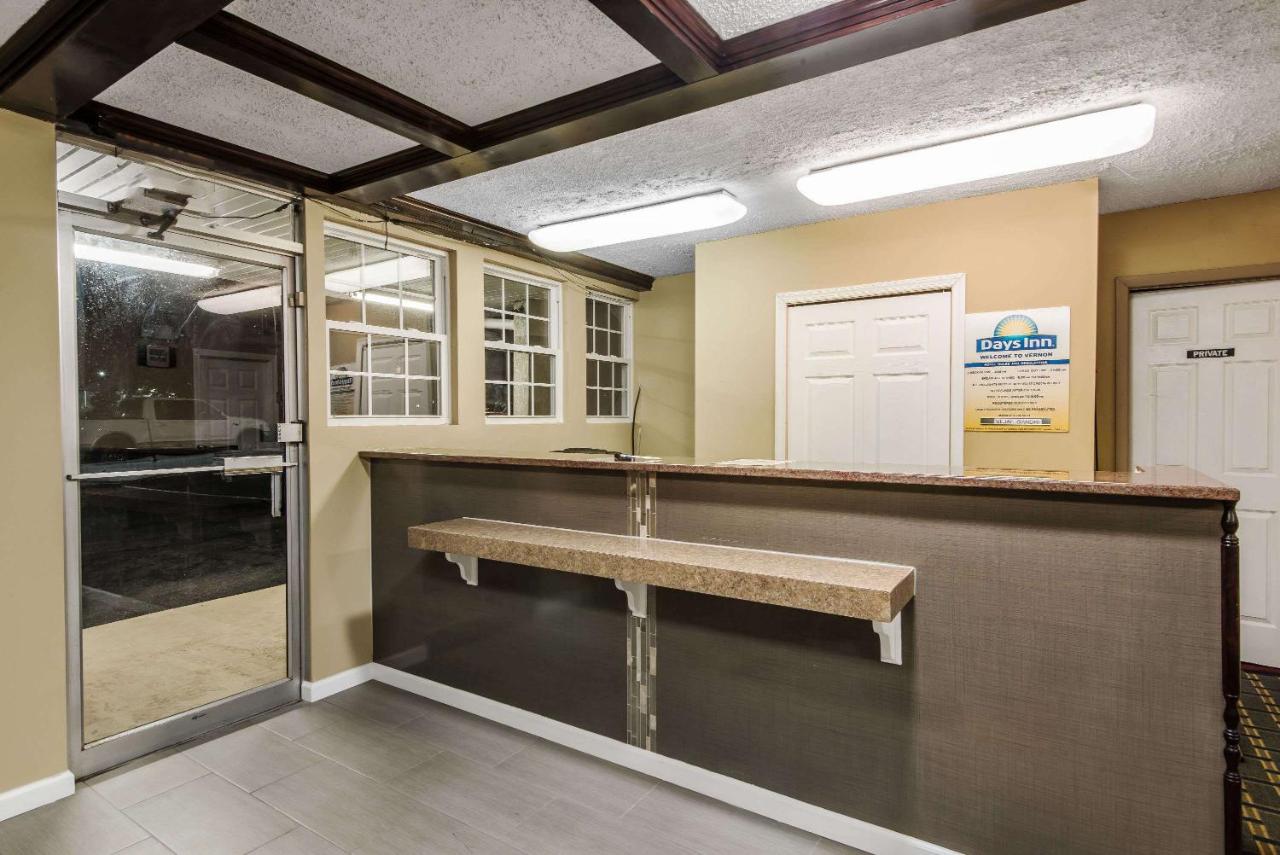 | Days Inn by Wyndham Vernon