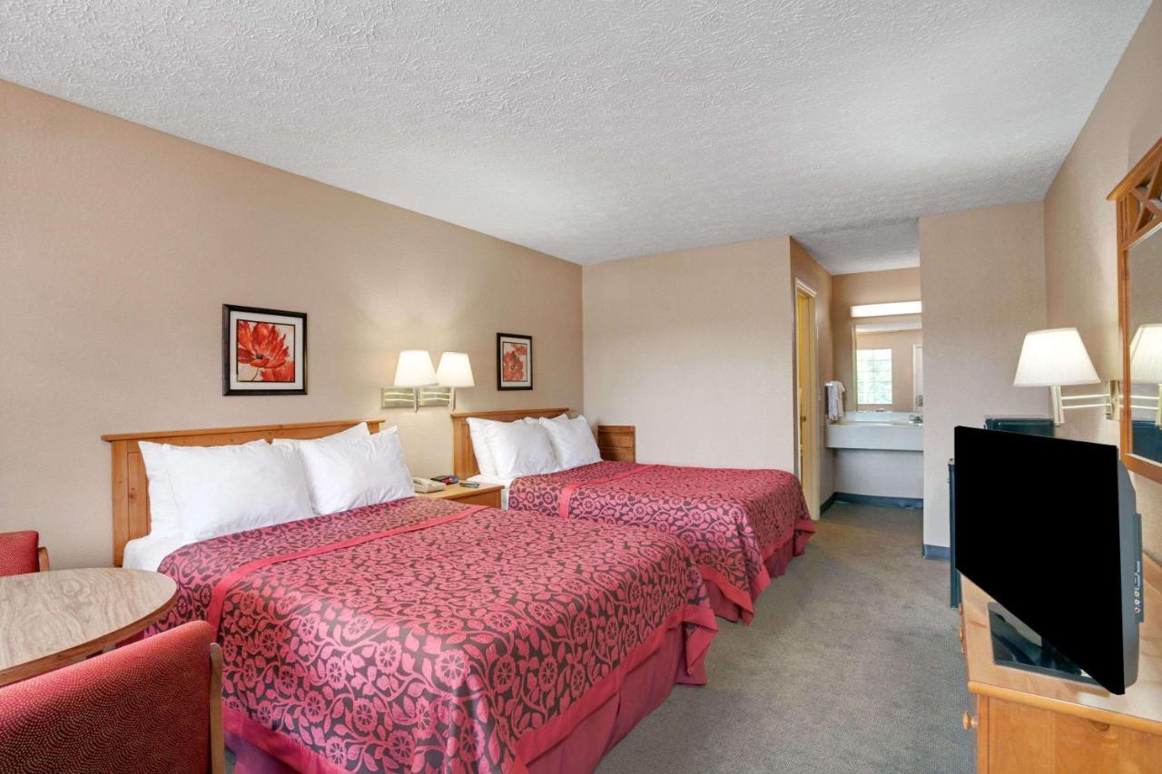 | Days Inn by Wyndham Joelton/Nashville