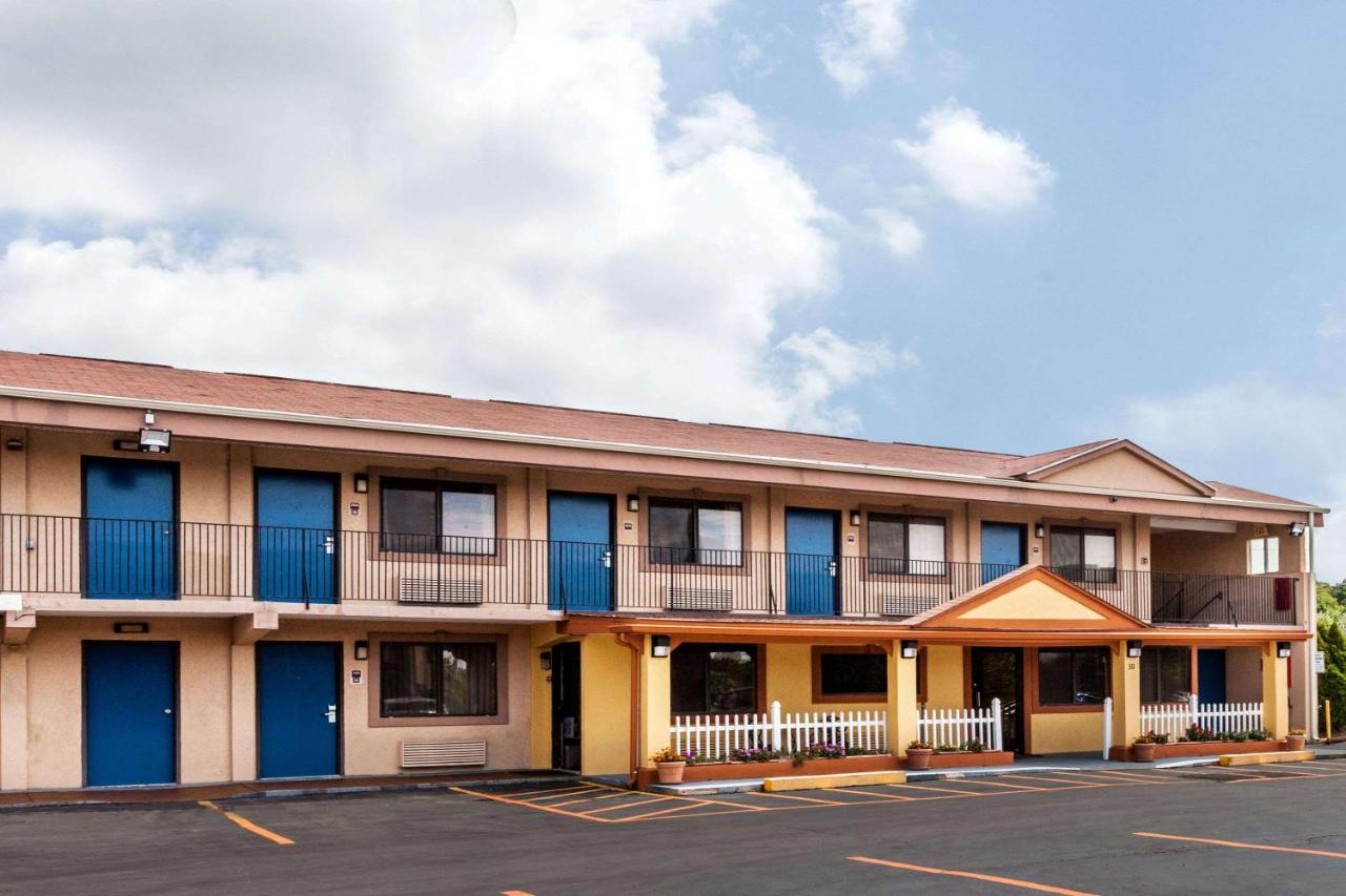  | Red Carpet Inn Elkton