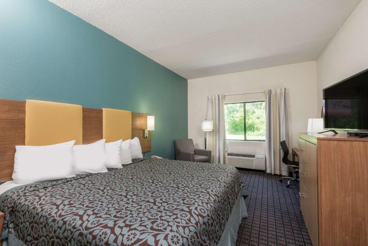 | Days Inn by Wyndham Ashland