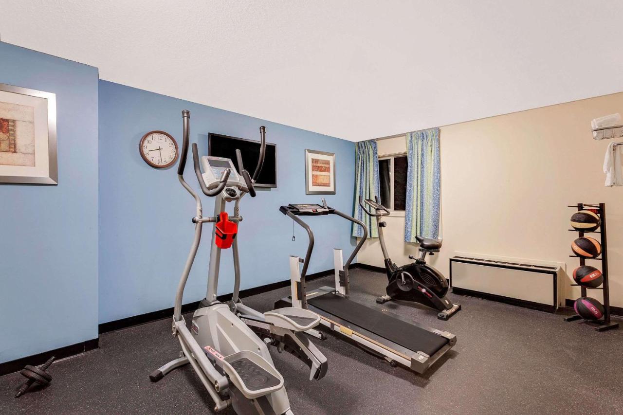 | Days Inn by Wyndham Shrewsbury Worcester