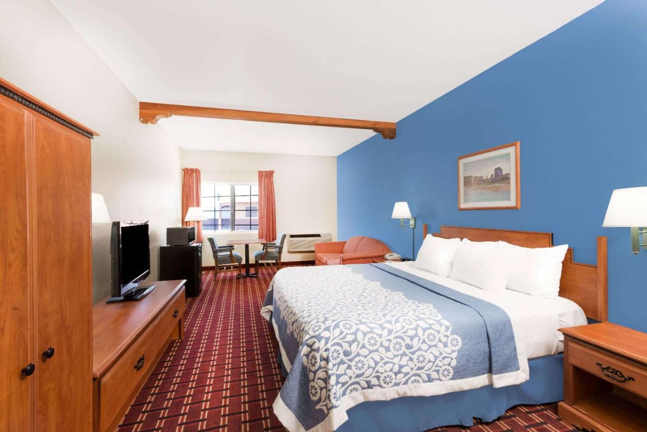 King Studio Suite - Non-Smoking at Days Inn & Suites by Wyndham Lordsburg