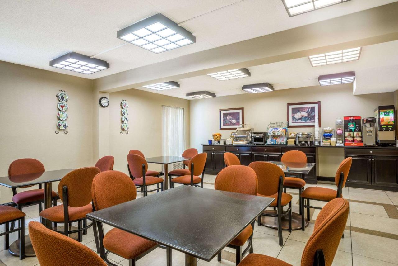 | Days Inn by Wyndham Westminster