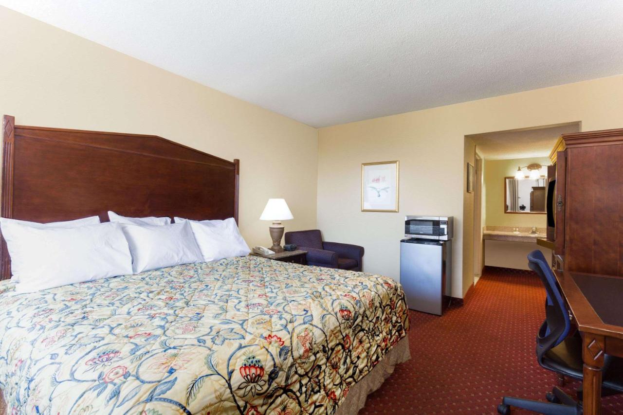 | Days Inn by Wyndham Washington DC/Gateway