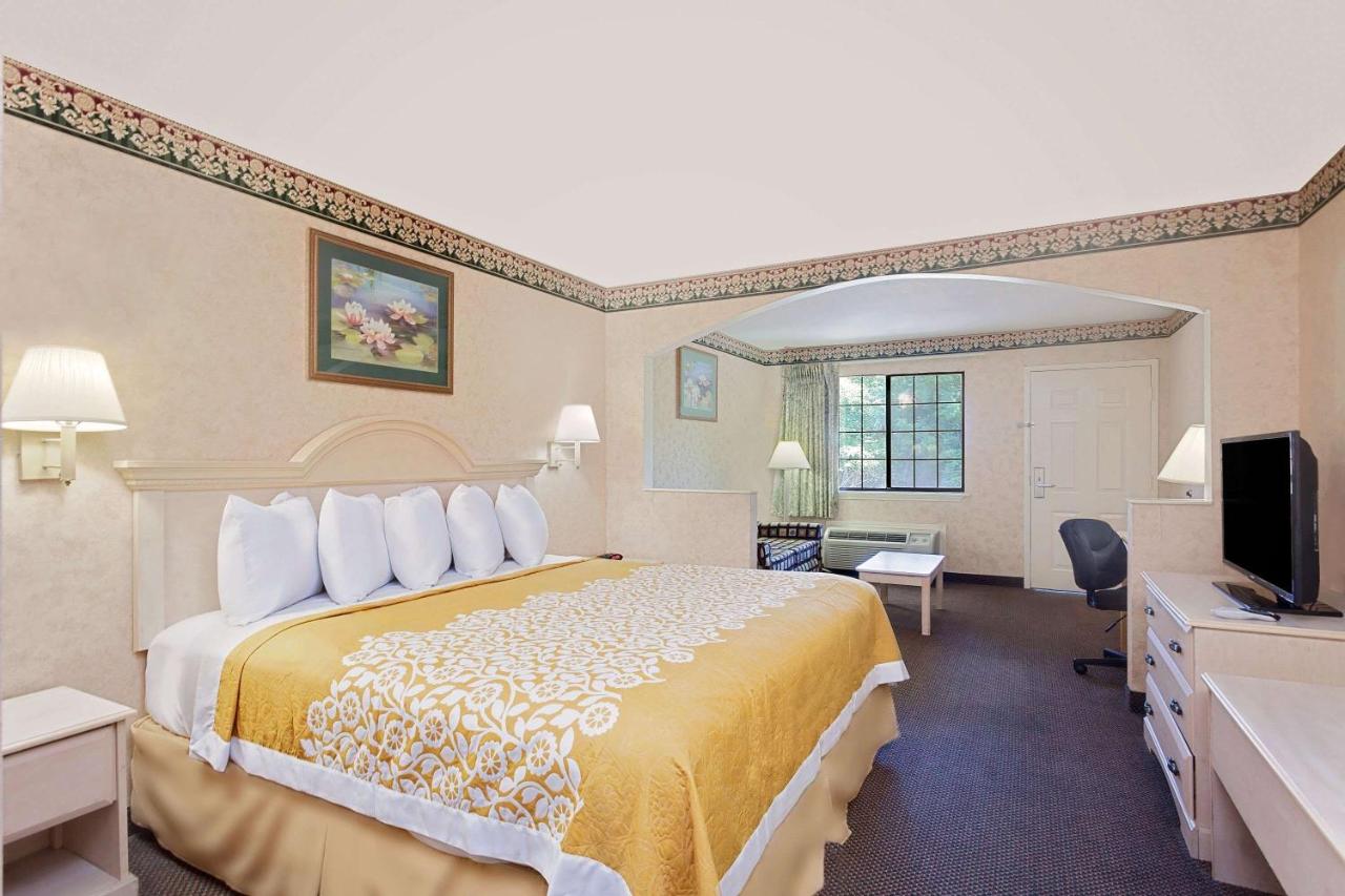 | Your Place Inn