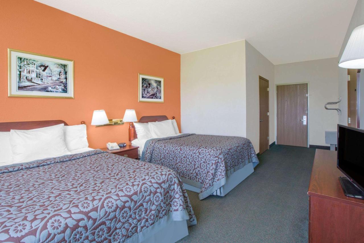 | Days Inn by Wyndham Butler