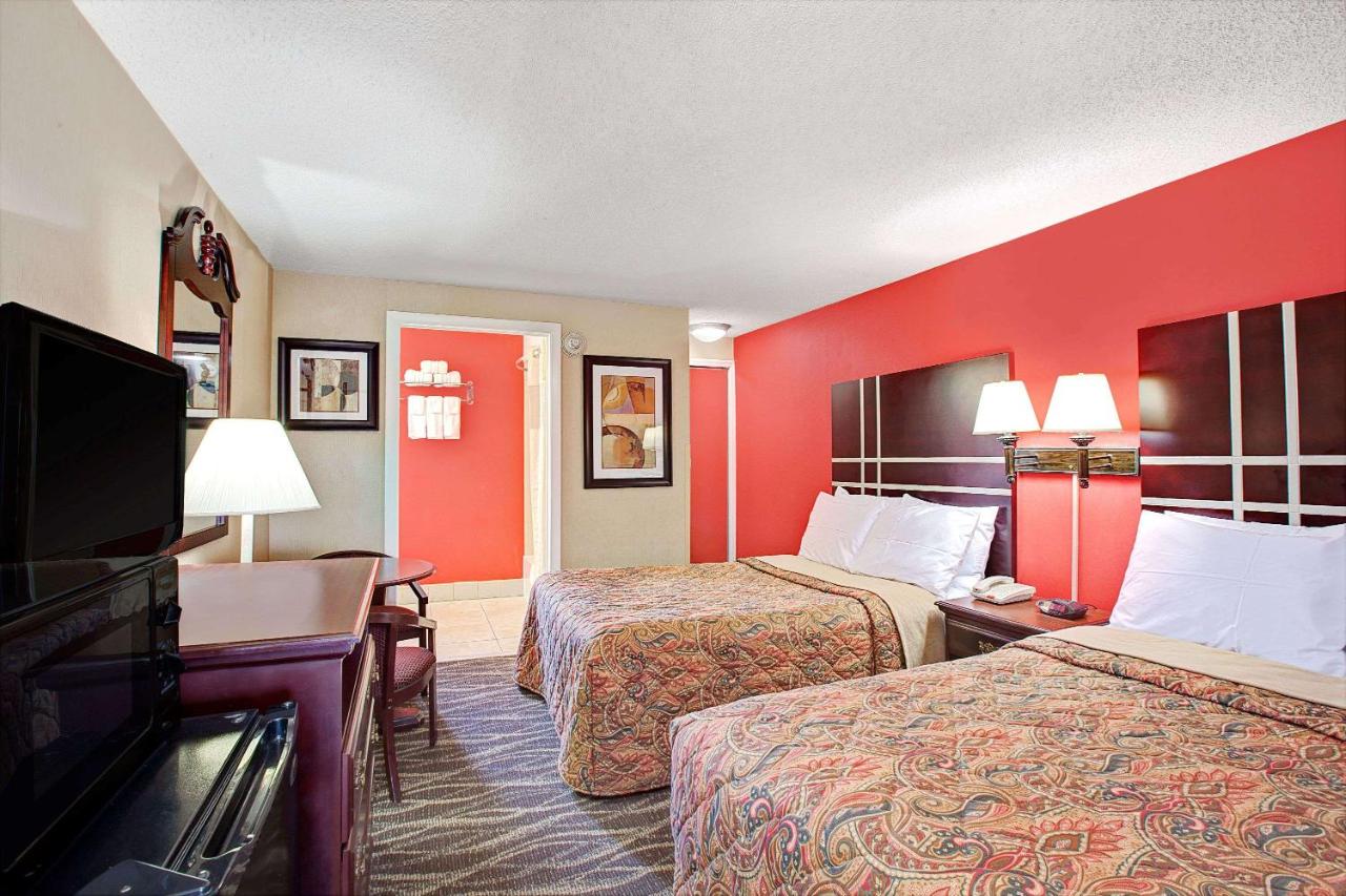 | Days Inn by Wyndham Ridgefield NJ
