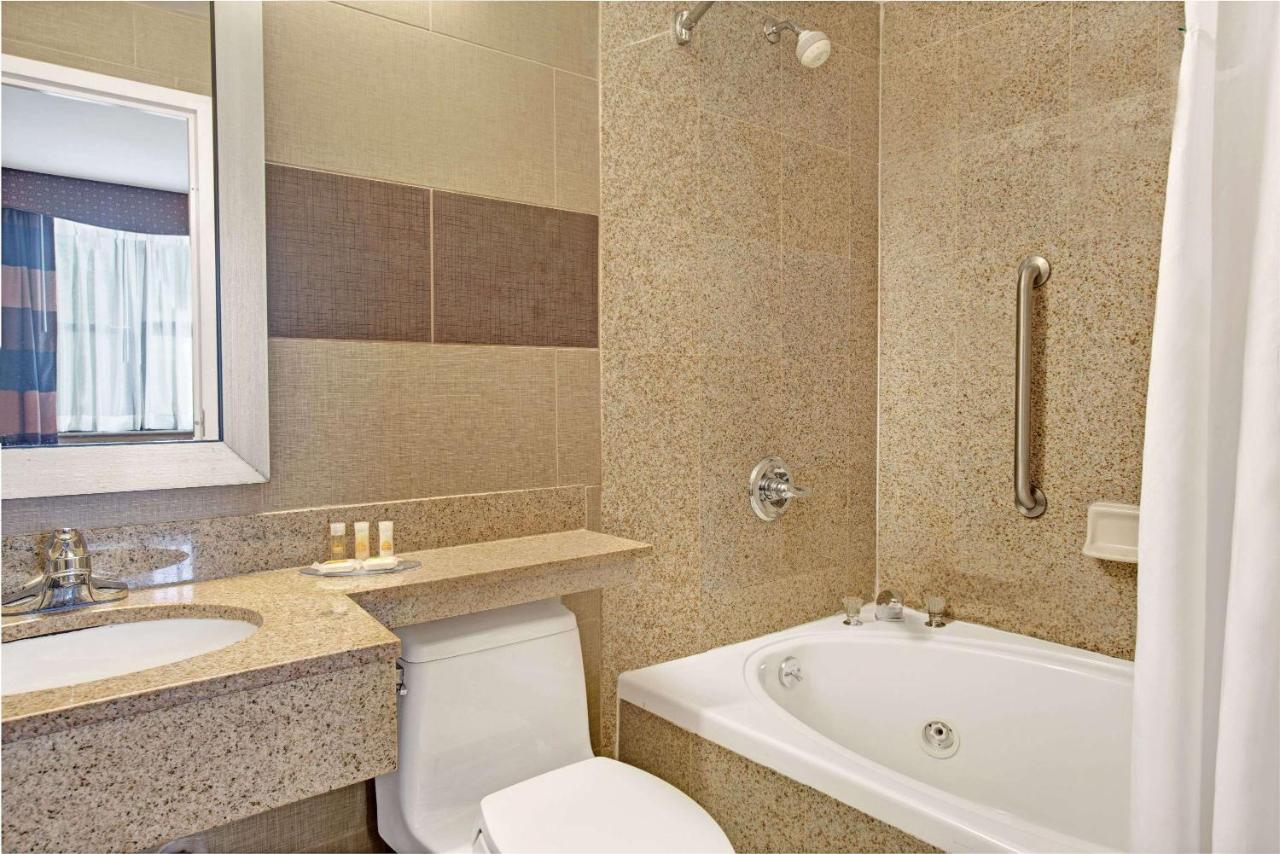 Double Room with Two Double Beds - Smoking at Days Inn by Wyndham Brooklyn