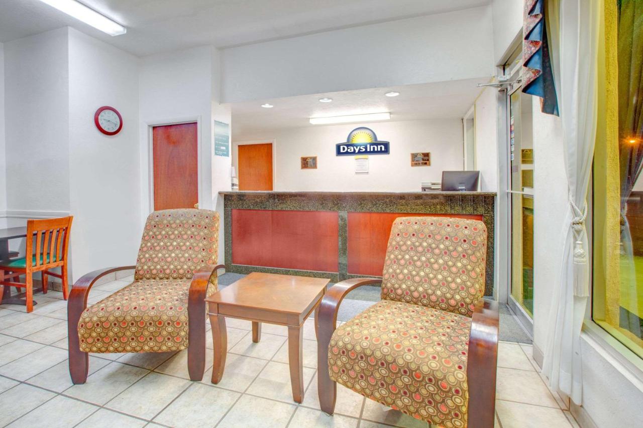 | Days Inn by Wyndham Okemah