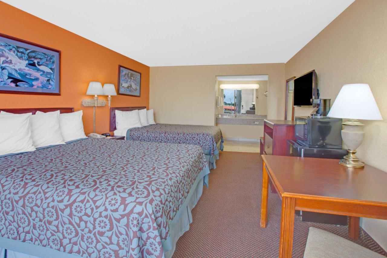 | Days Inn by Wyndham Okemah