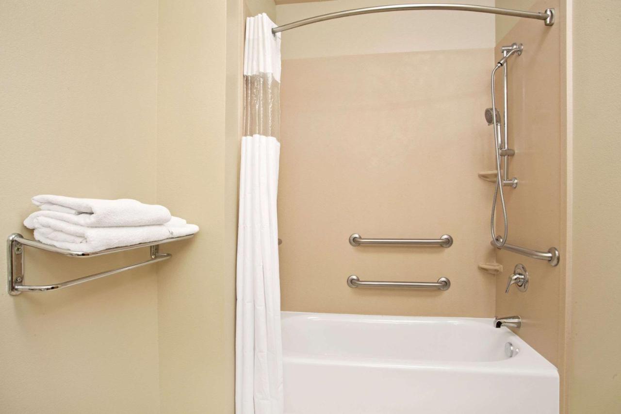 King Room, Disability Access, Non-Smoking at Days Inn by Wyndham Brigham City