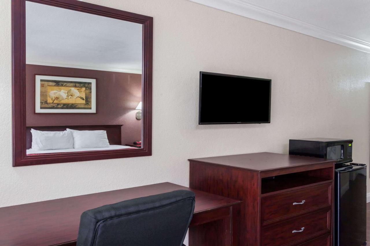  | Hospitality Inn