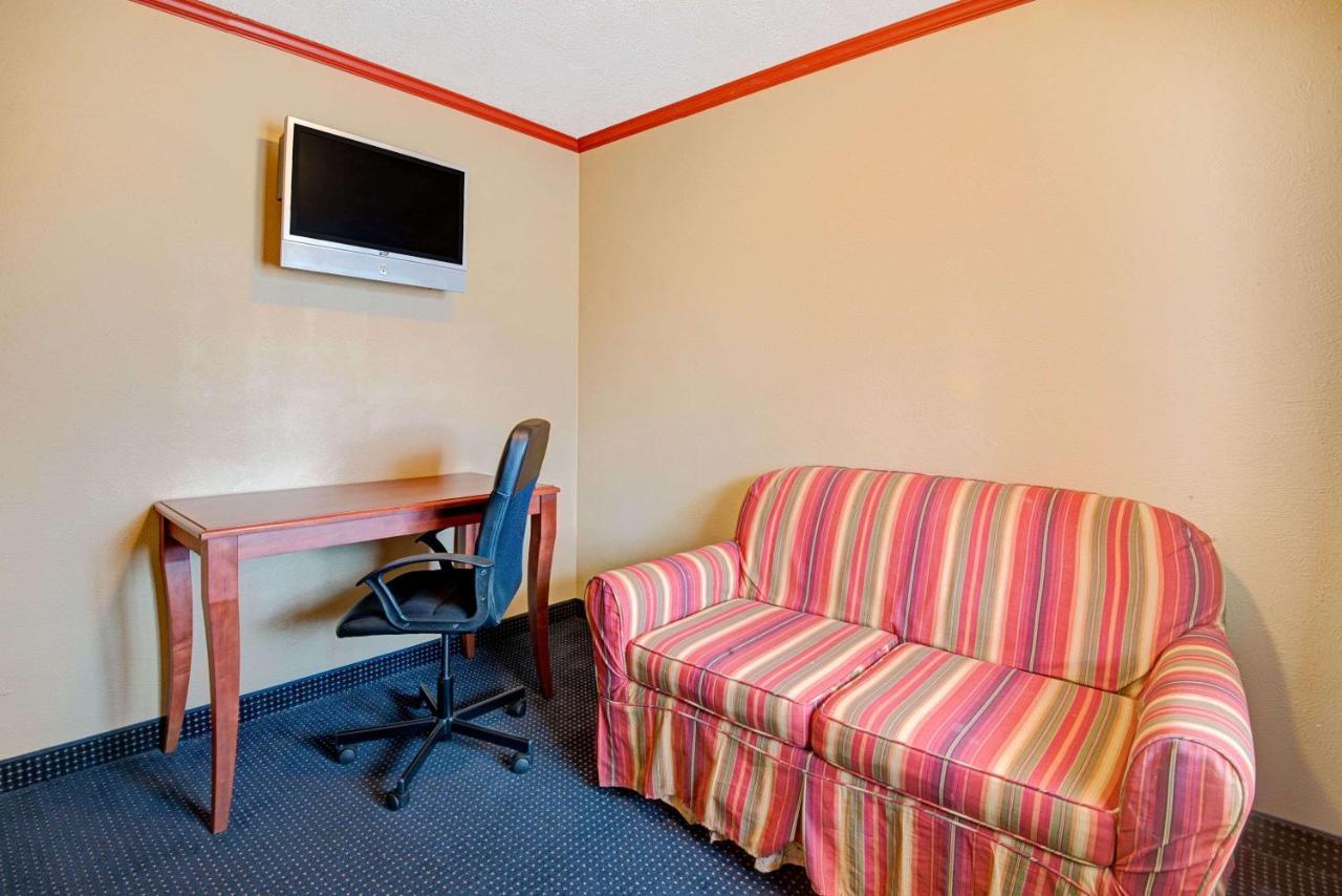 | Days Inn by Wyndham Albuquerque Downtown
