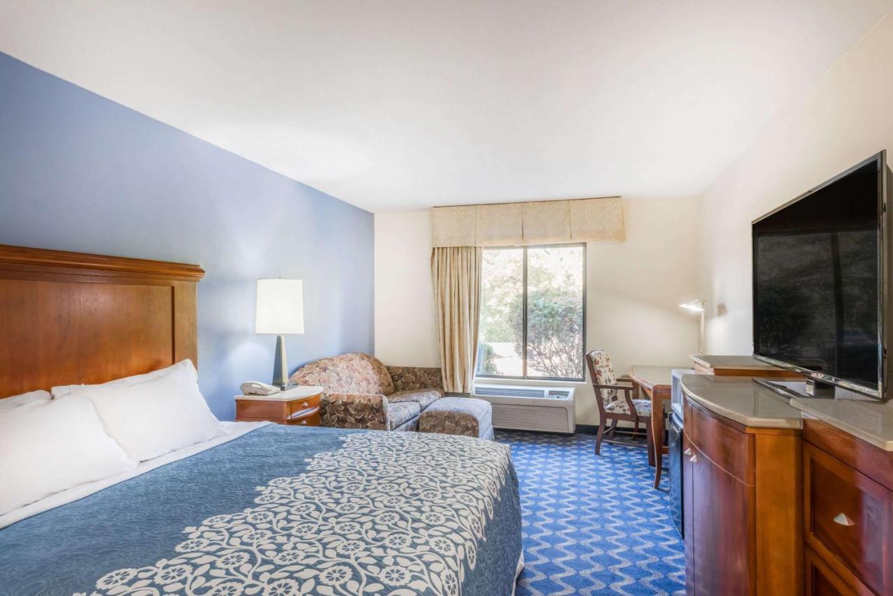  | Aderi Hotel Near Casino