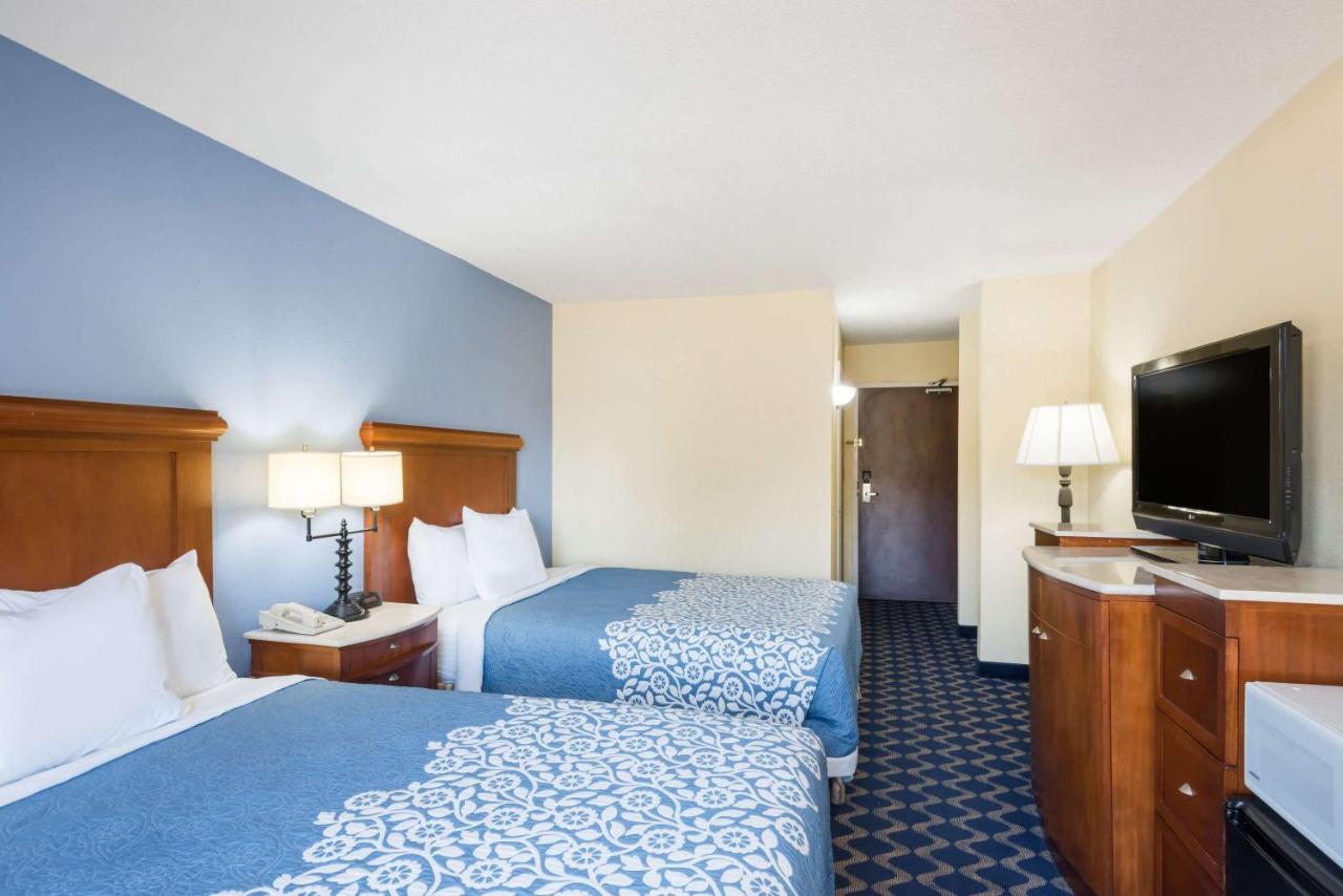  | Aderi Hotel Near Casino