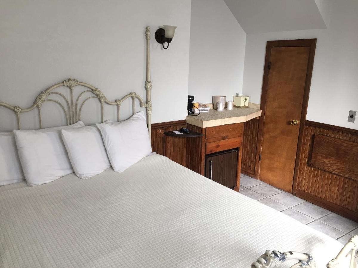  | Catalina Island Seacrest Inn