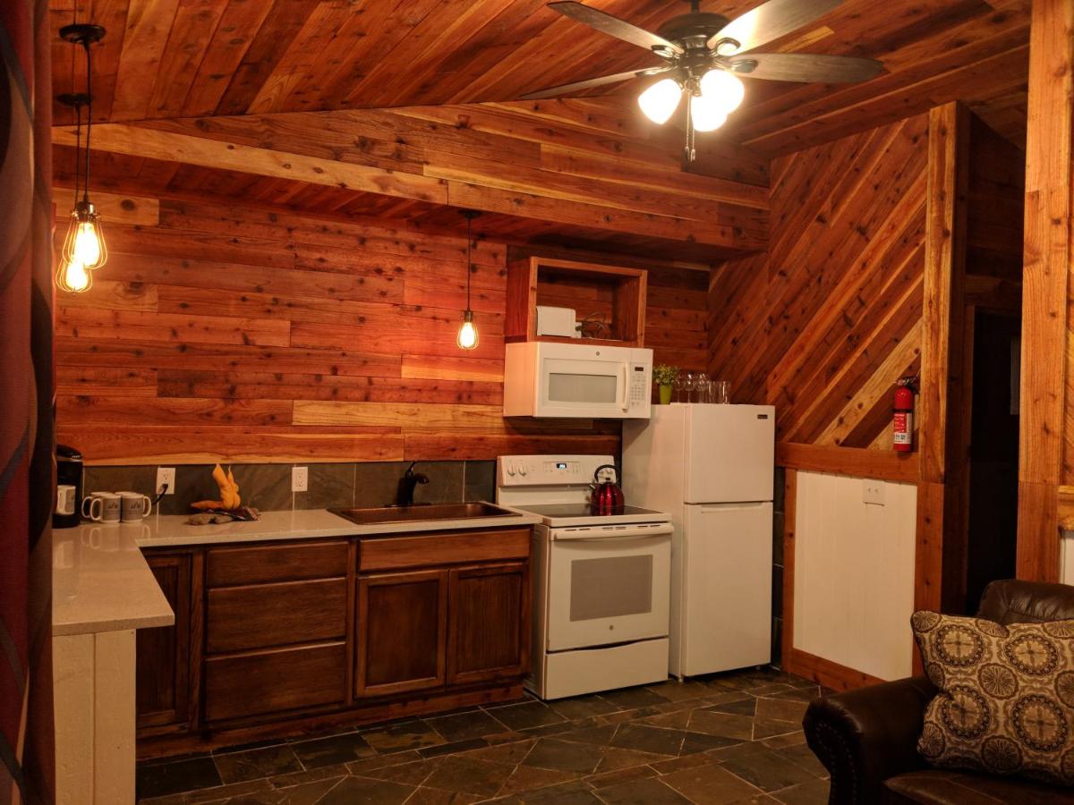 | Emerald Forest Cabins