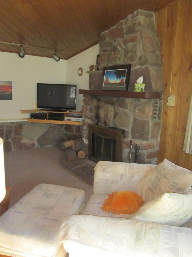 | Dodgeton Creek Inn