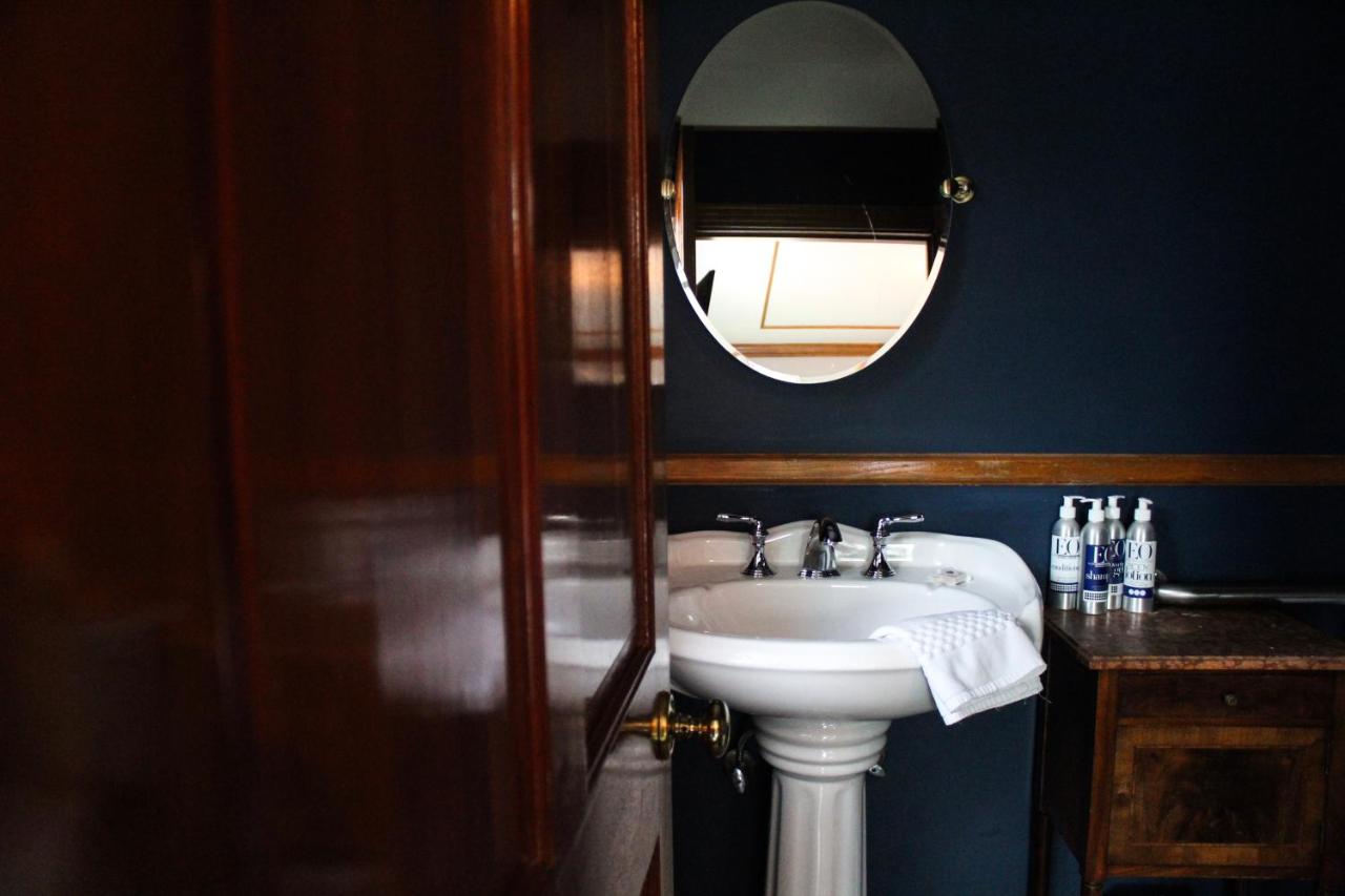  | Shelburne Hotel