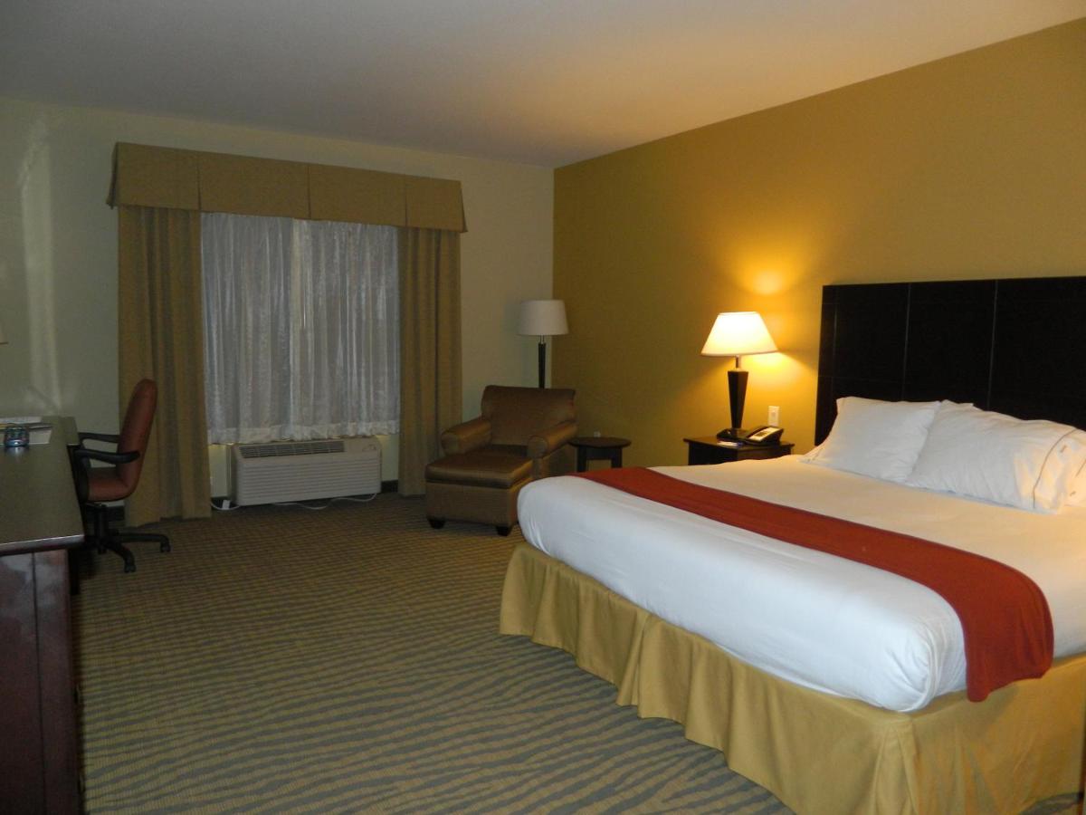 | Holiday Inn Express Hotel & Suites Gallup East