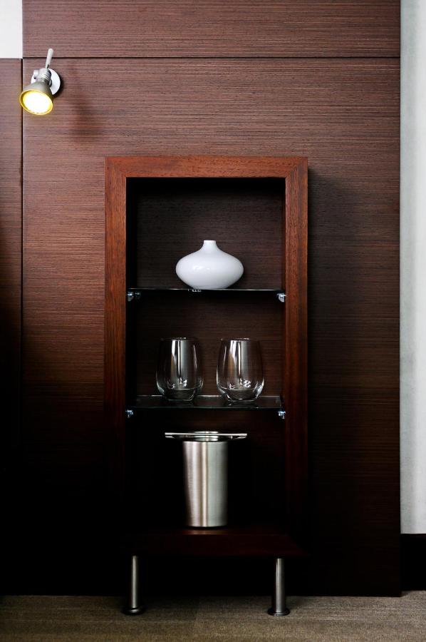 Deluxe King Room at Hercor Hotel - Urban Boutique