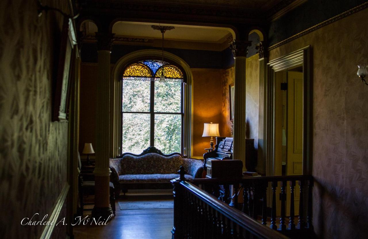 | Proctor Mansion Inn