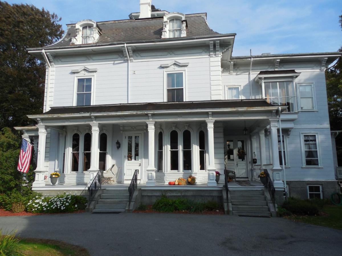 | Proctor Mansion Inn