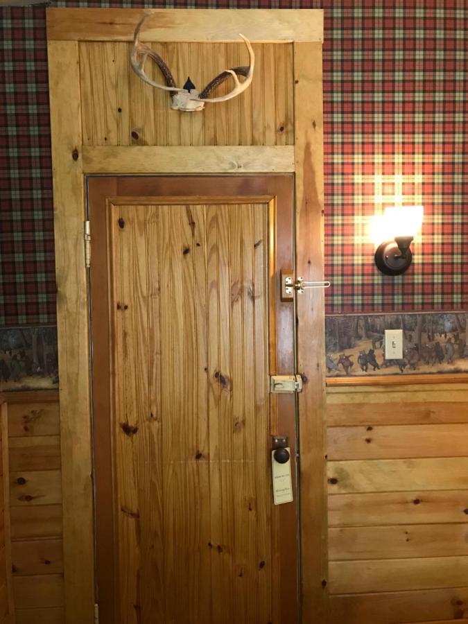 | Waybury Inn