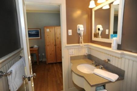 | Southampton Long Island Hotel