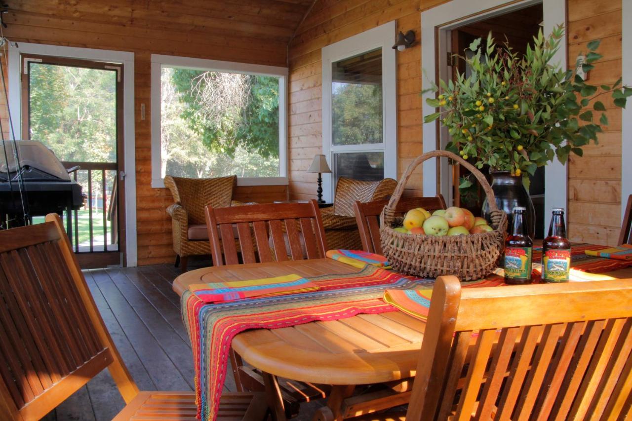 | Coho Cottages