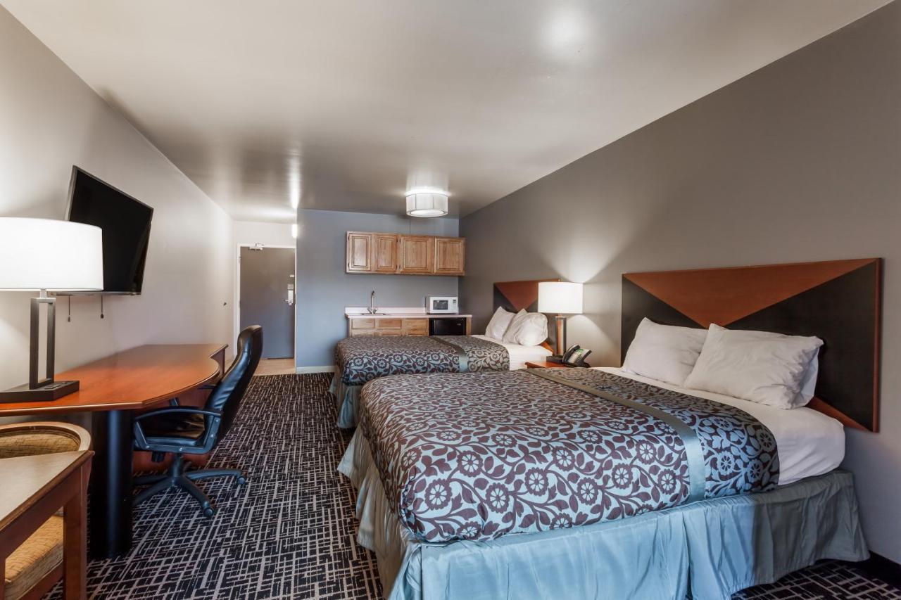 Studio Queen Suite with Two Queen Beds - Non-Smoking at Days Inn & Suites by Wyndham Lancaster Amish Country